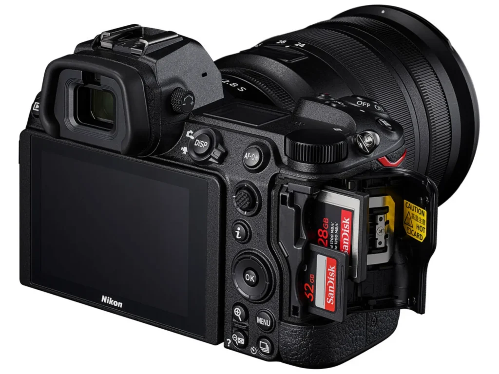 Nikon-Z7-II-card-slots