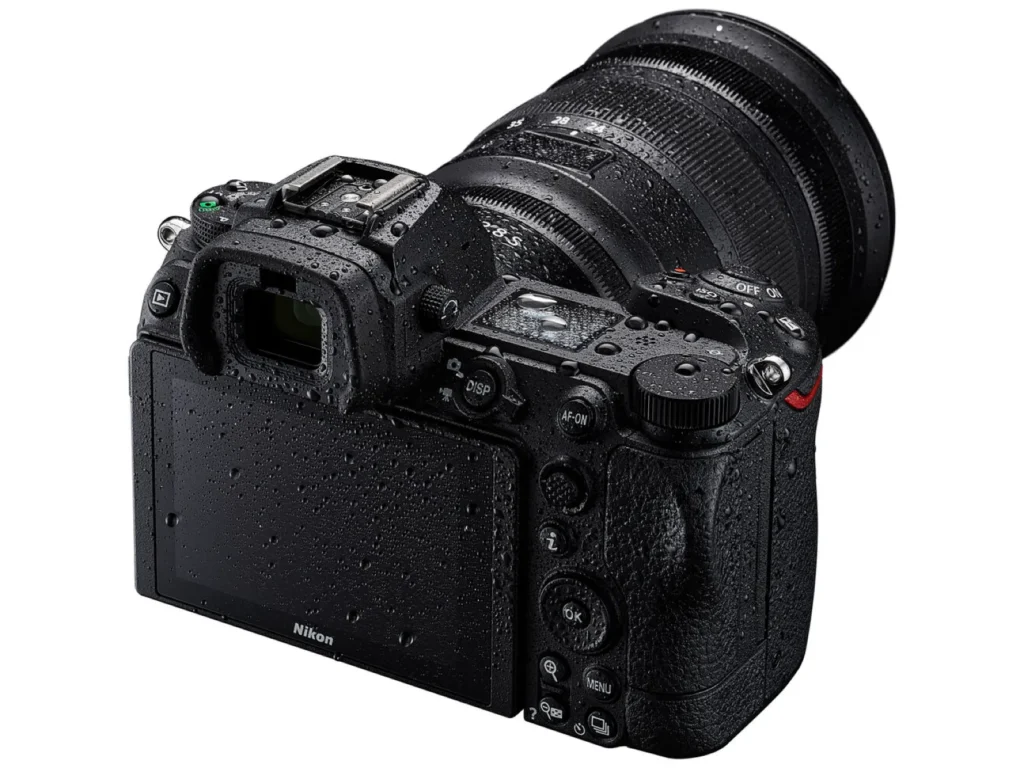 Nikon-Z7-II-weather