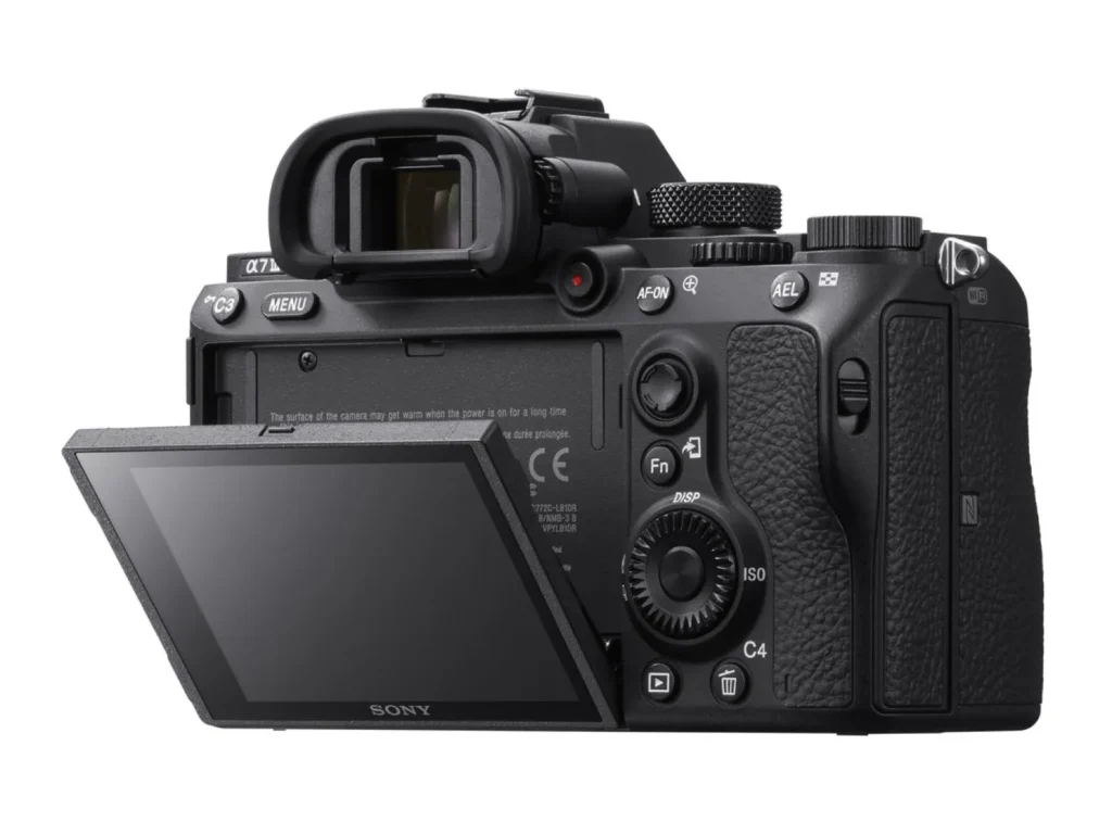Sony-A7-III-flip-screen