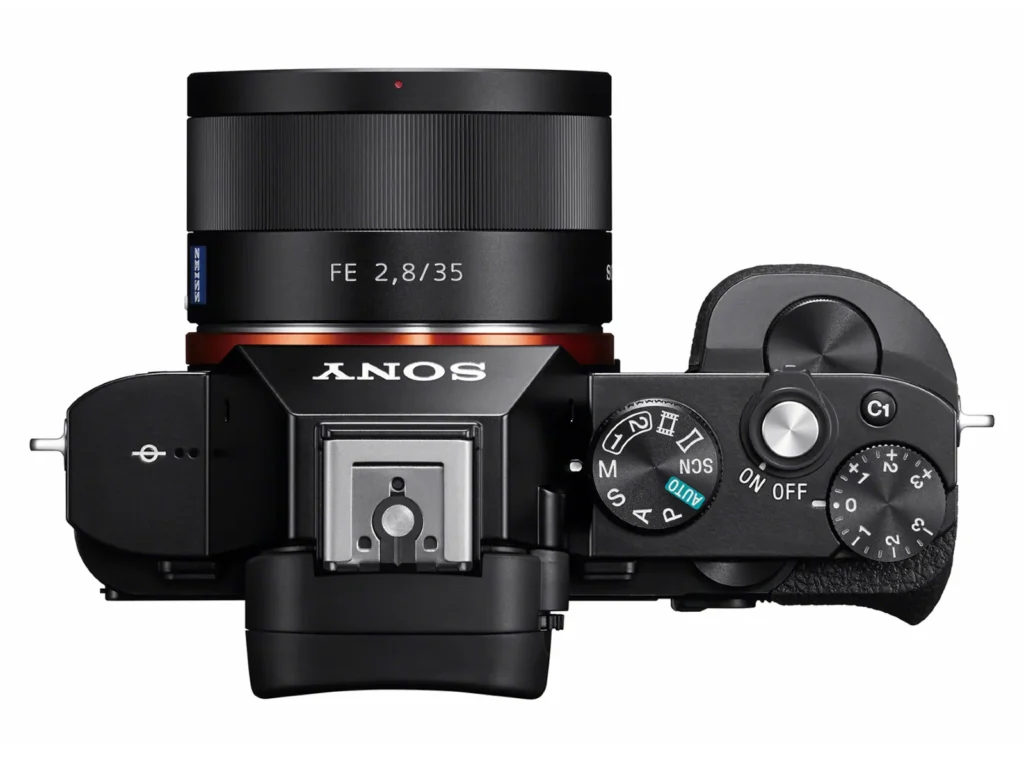 Sony-A7R-top-lens