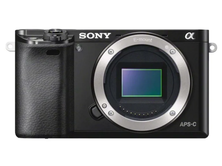 Sony a6000 front