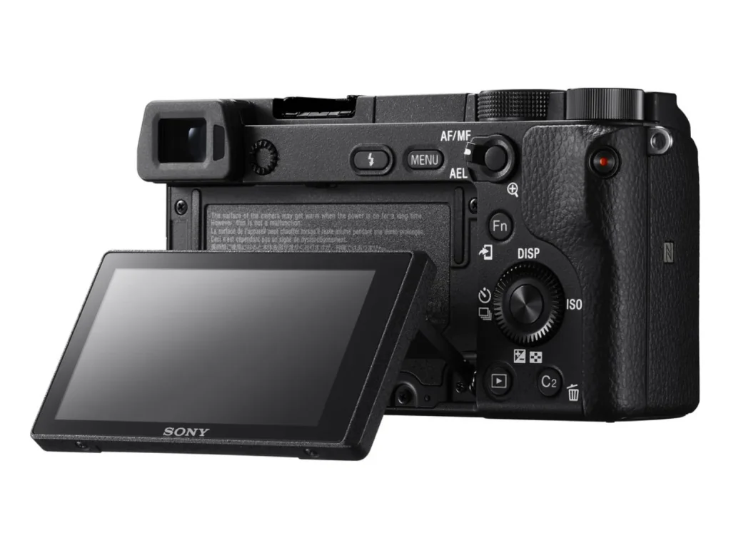 Sony-a6300-flip-screen-2