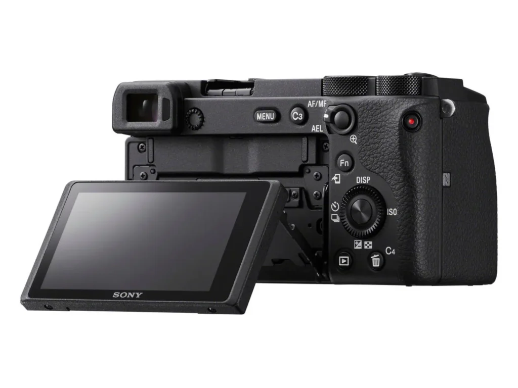 Sony-a6600-flip-screen