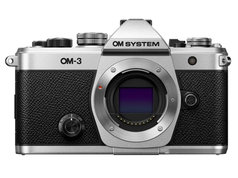 OM SYSTEM OM 3 front
