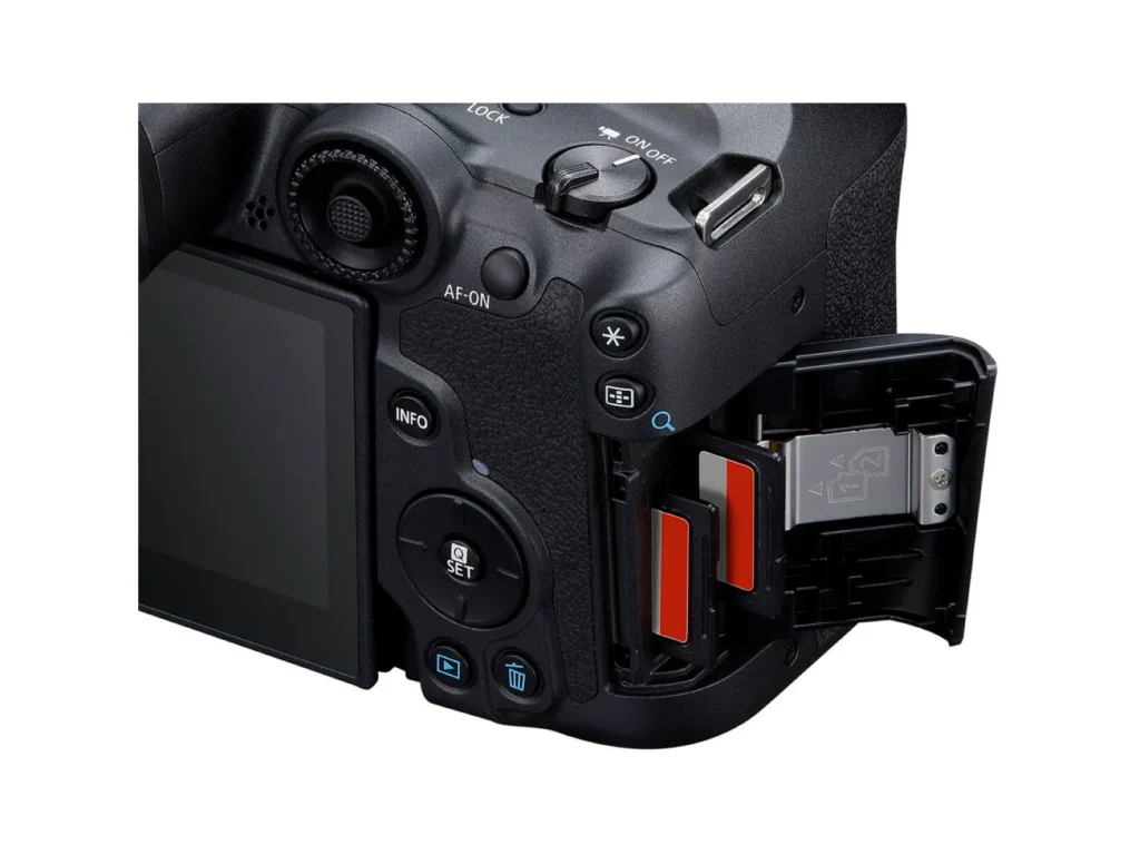 Canon-R7-card-slots