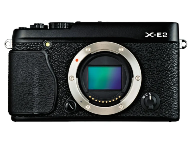 FUJIFILM X E2 front