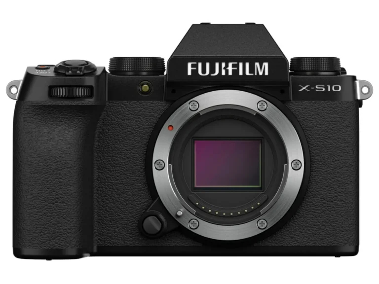 FUJIFILM X S10 front
