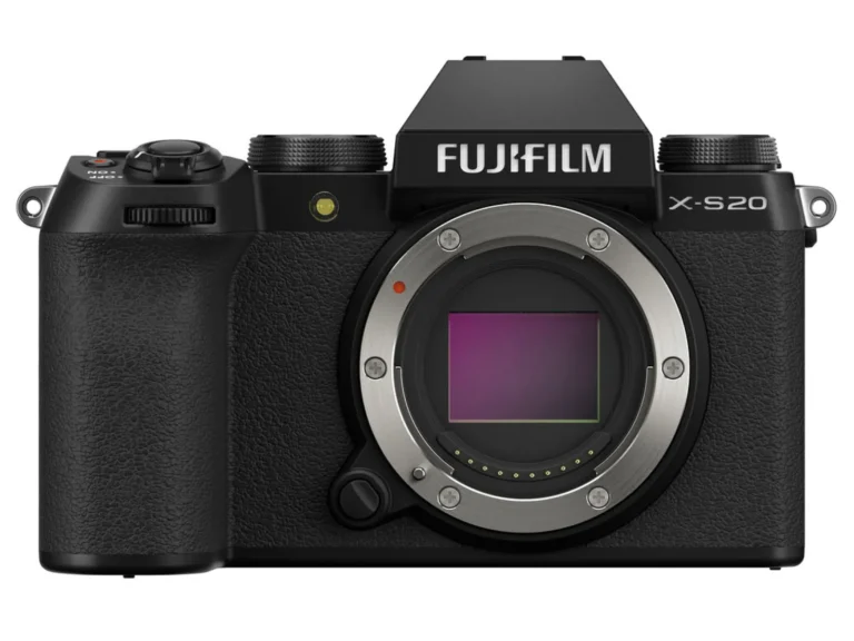 FUJIFILM X S20 front