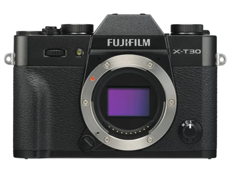 FUJIFILM X T30 front