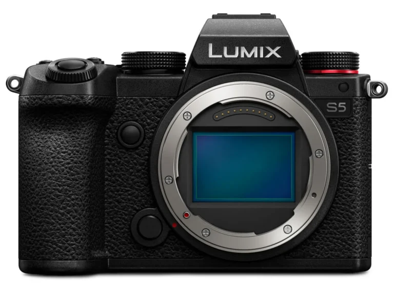 LUMIX S5 front