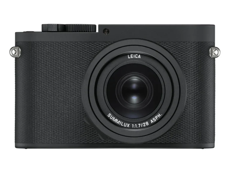 Leica Q P front