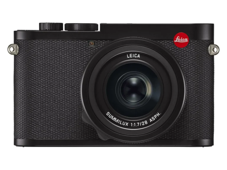 Leica Q2 front