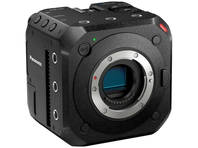 Panasonic AW UB10