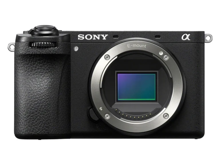 SONY a6700 front
