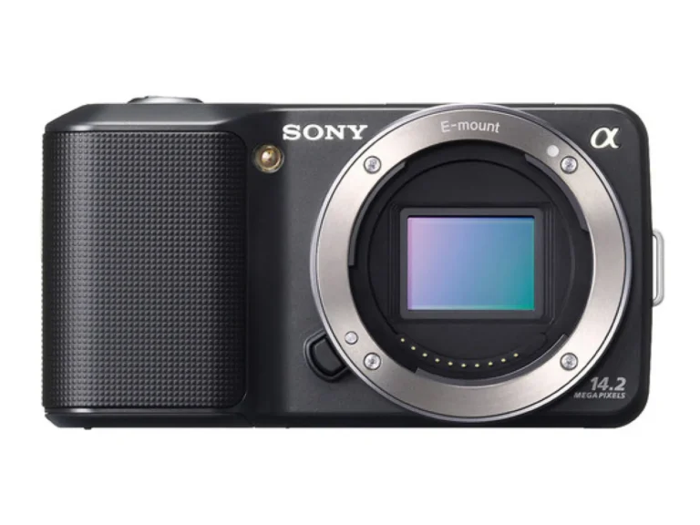 SONY NEX 3 front